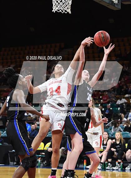 Thumbnail 3 in Highlands Ranch vs. Regis Jesuit (CHSAA 5A Great 8) photogallery.