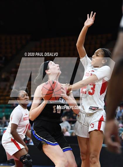 Thumbnail 1 in Highlands Ranch vs. Regis Jesuit (CHSAA 5A Great 8) photogallery.