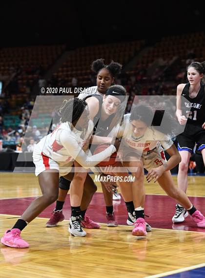 Thumbnail 1 in Highlands Ranch vs. Regis Jesuit (CHSAA 5A Great 8) photogallery.