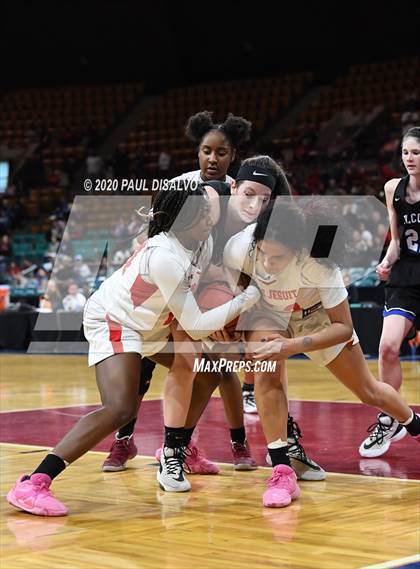 Thumbnail 2 in Highlands Ranch vs. Regis Jesuit (CHSAA 5A Great 8) photogallery.