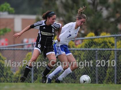 Thumbnail 3 in Clayton vs. Knightdale photogallery.
