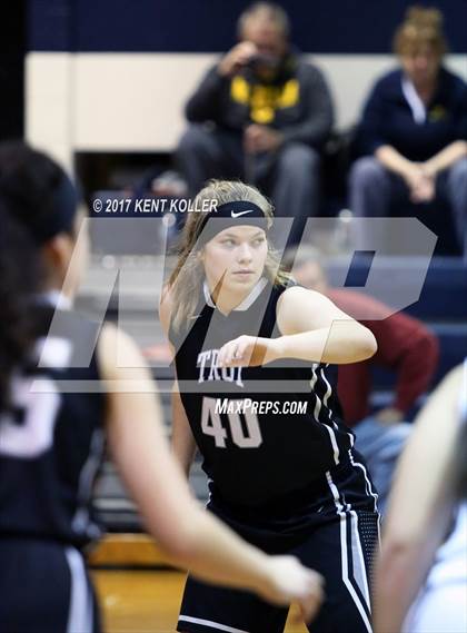 Thumbnail 3 in JV: Troy @ Sterling Heights Stevenson photogallery.