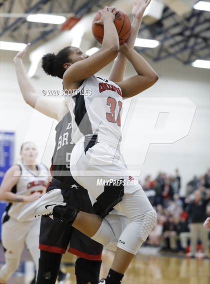 Thumbnail 1 in Circleville vs. Logan Elm (OHSAA D2 District Semifinal) photogallery.