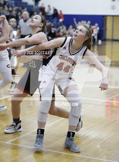 Thumbnail 2 in Circleville vs. Logan Elm (OHSAA D2 District Semifinal) photogallery.