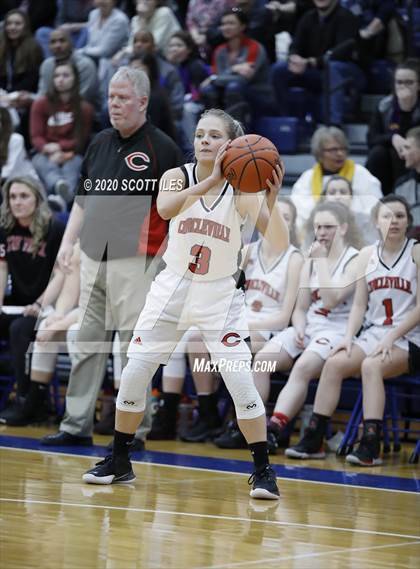 Thumbnail 2 in Circleville vs. Logan Elm (OHSAA D2 District Semifinal) photogallery.