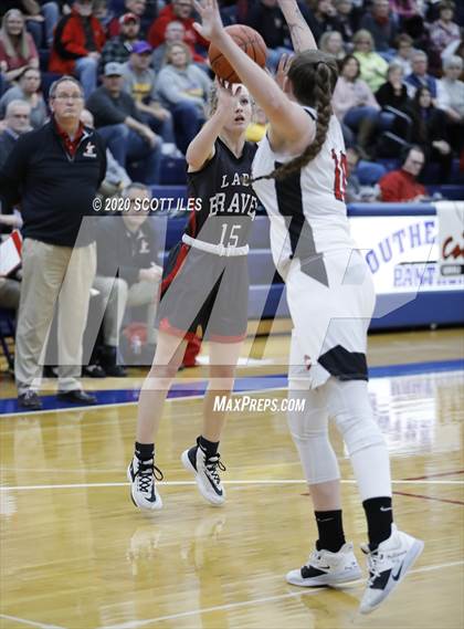 Thumbnail 1 in Circleville vs. Logan Elm (OHSAA D2 District Semifinal) photogallery.