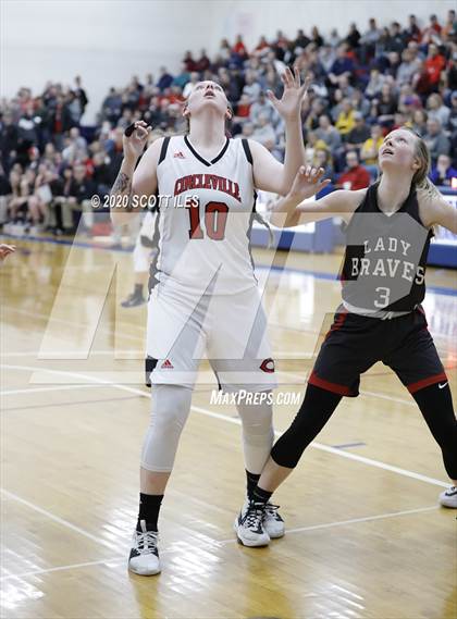Thumbnail 3 in Circleville vs. Logan Elm (OHSAA D2 District Semifinal) photogallery.
