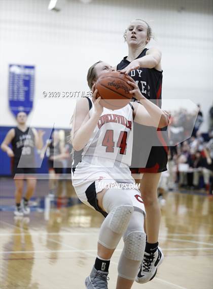 Thumbnail 1 in Circleville vs. Logan Elm (OHSAA D2 District Semifinal) photogallery.