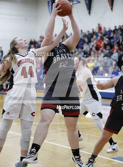 Thumbnail 2 in Circleville vs. Logan Elm (OHSAA D2 District Semifinal) photogallery.