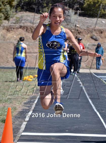 Thumbnail 2 in Penasco Invitational photogallery.