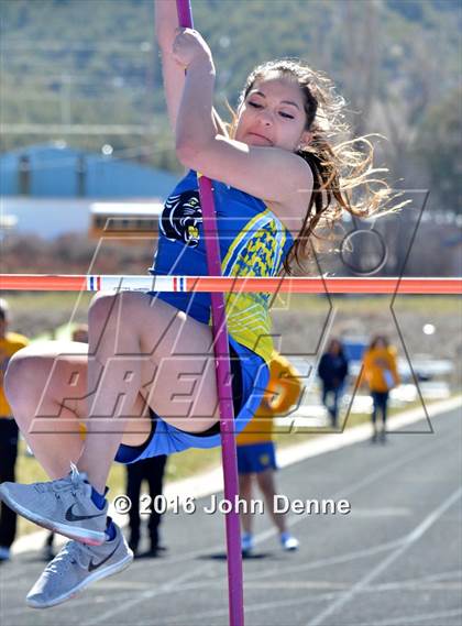 Thumbnail 2 in Penasco Invitational photogallery.