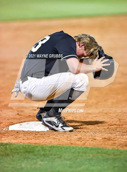 Thumbnail 2 in Liberty-Eylau vs. Pleasant Grove photogallery.