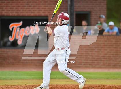 Thumbnail 3 in Liberty-Eylau vs. Pleasant Grove photogallery.