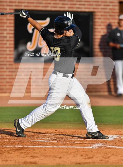 Thumbnail 1 in Liberty-Eylau vs. Pleasant Grove photogallery.