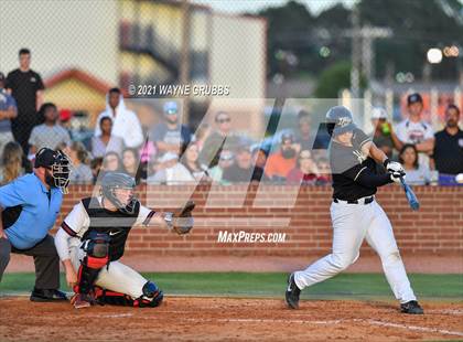 Thumbnail 2 in Liberty-Eylau vs. Pleasant Grove photogallery.