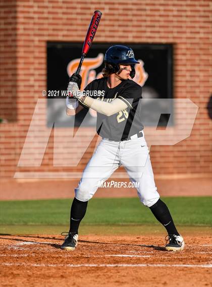 Thumbnail 1 in Liberty-Eylau vs. Pleasant Grove photogallery.