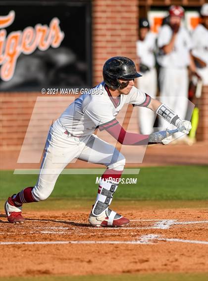 Thumbnail 1 in Liberty-Eylau vs. Pleasant Grove photogallery.
