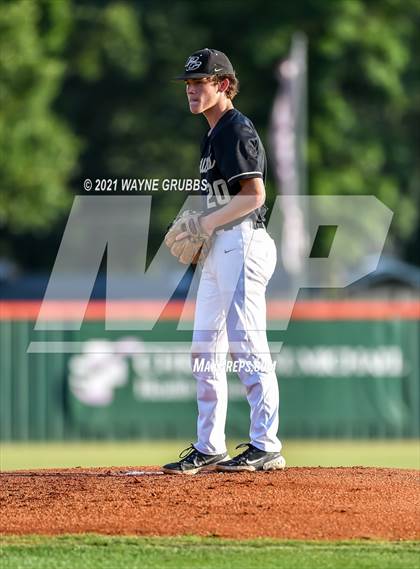 Thumbnail 1 in Liberty-Eylau vs. Pleasant Grove photogallery.