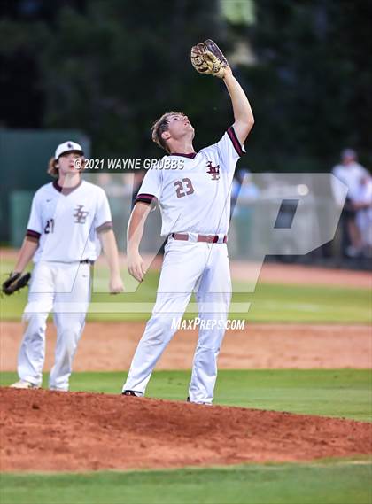 Thumbnail 3 in Liberty-Eylau vs. Pleasant Grove photogallery.