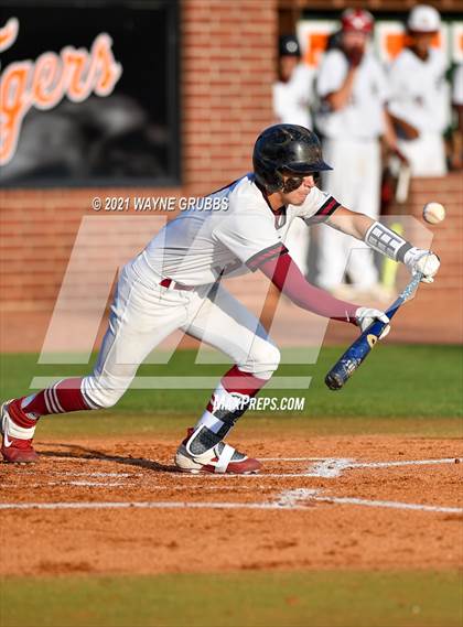 Thumbnail 2 in Liberty-Eylau vs. Pleasant Grove photogallery.
