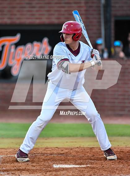 Thumbnail 2 in Liberty-Eylau vs. Pleasant Grove photogallery.