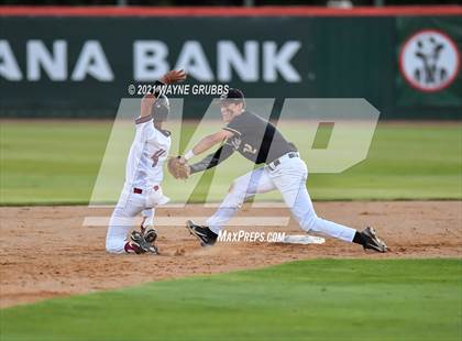 Thumbnail 2 in Liberty-Eylau vs. Pleasant Grove photogallery.