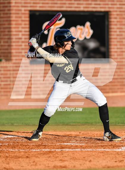 Thumbnail 2 in Liberty-Eylau vs. Pleasant Grove photogallery.