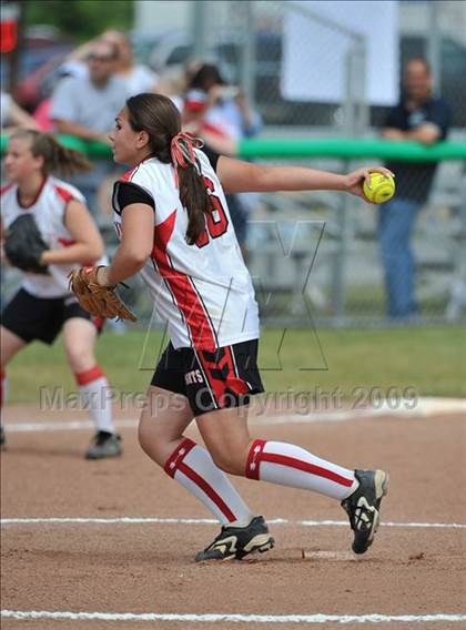 Thumbnail 3 in Floral Park vs. Franklin Academy (NYSPHSAA Class A Semifinal) photogallery.