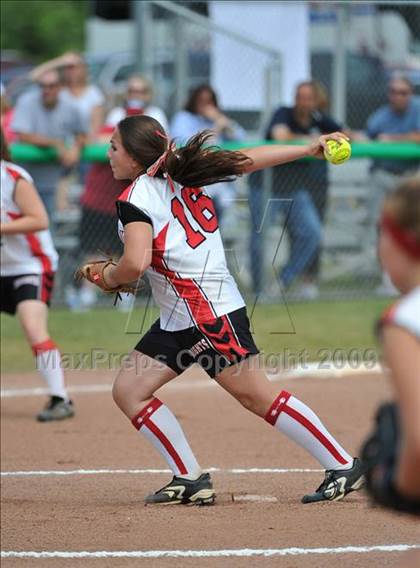 Thumbnail 1 in Floral Park vs. Franklin Academy (NYSPHSAA Class A Semifinal) photogallery.