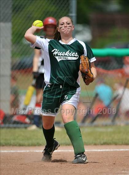 Thumbnail 2 in Floral Park vs. Franklin Academy (NYSPHSAA Class A Semifinal) photogallery.