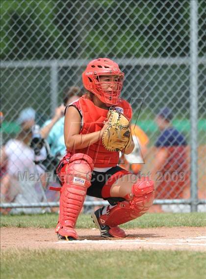 Thumbnail 3 in Floral Park vs. Franklin Academy (NYSPHSAA Class A Semifinal) photogallery.