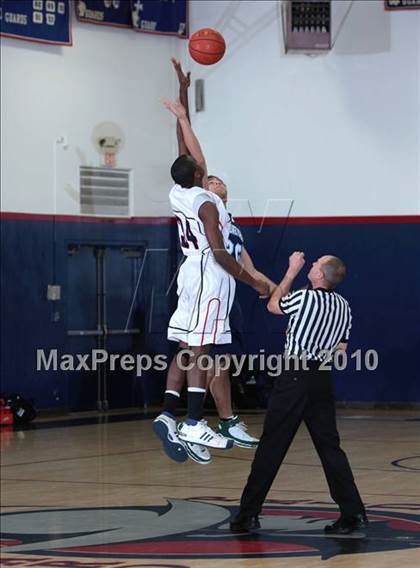 Thumbnail 2 in St. Genevieve @ Bellarmine-Jefferson photogallery.