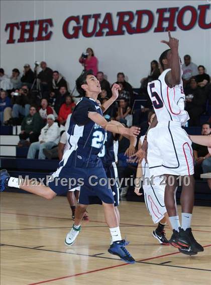 Thumbnail 2 in St. Genevieve @ Bellarmine-Jefferson photogallery.