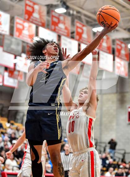 Thumbnail 3 in Notre Dame (SO) @ Mater Dei (CIF State SoCal DIV 1 Regional Playoff) photogallery.