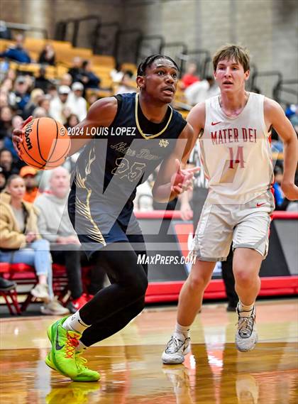 Thumbnail 3 in Notre Dame (SO) @ Mater Dei (CIF State SoCal DIV 1 Regional Playoff) photogallery.