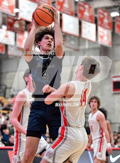 Thumbnail 1 in Notre Dame (SO) @ Mater Dei (CIF State SoCal DIV 1 Regional Playoff) photogallery.