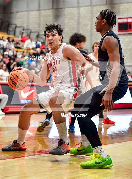 Thumbnail 1 in Notre Dame (SO) @ Mater Dei (CIF State SoCal DIV 1 Regional Playoff) photogallery.