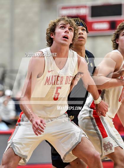 Thumbnail 1 in Notre Dame (SO) @ Mater Dei (CIF State SoCal DIV 1 Regional Playoff) photogallery.
