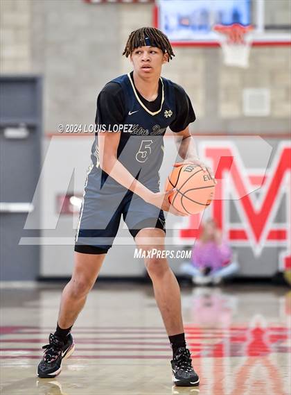 Thumbnail 1 in Notre Dame (SO) @ Mater Dei (CIF State SoCal DIV 1 Regional Playoff) photogallery.