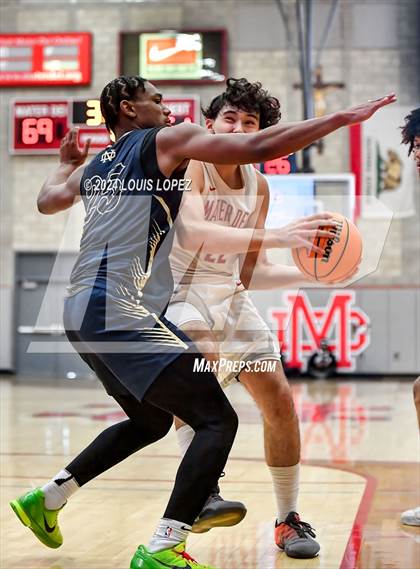 Thumbnail 1 in Notre Dame (SO) @ Mater Dei (CIF State SoCal DIV 1 Regional Playoff) photogallery.