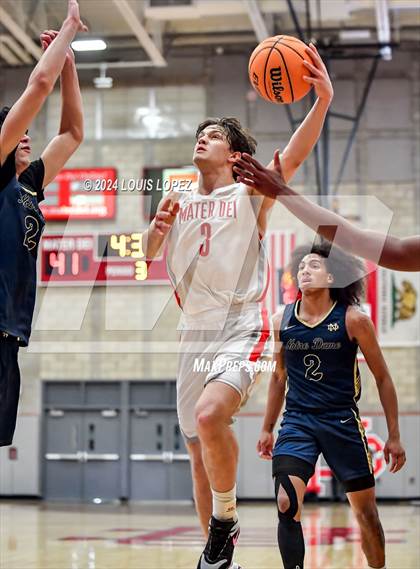 Thumbnail 1 in Notre Dame (SO) @ Mater Dei (CIF State SoCal DIV 1 Regional Playoff) photogallery.