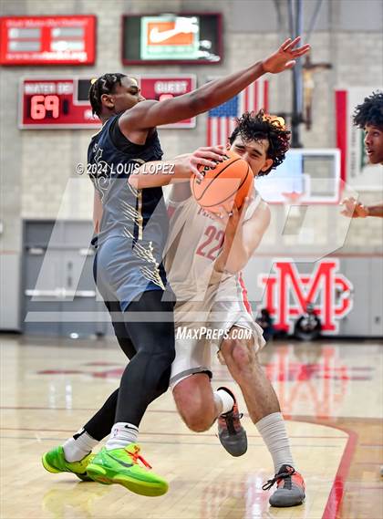 Thumbnail 2 in Notre Dame (SO) @ Mater Dei (CIF State SoCal DIV 1 Regional Playoff) photogallery.