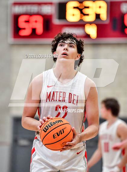 Thumbnail 2 in Notre Dame (SO) @ Mater Dei (CIF State SoCal DIV 1 Regional Playoff) photogallery.