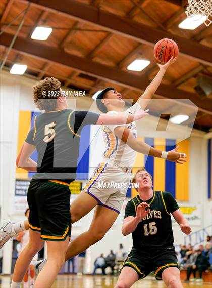Thumbnail 1 in Archbishop Riordan vs. San Ramon Valley (Gridley Invitational Tournament) photogallery.