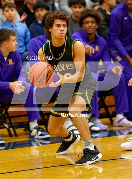 Thumbnail 2 in Archbishop Riordan vs. San Ramon Valley (Gridley Invitational Tournament) photogallery.
