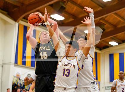 Thumbnail 3 in Archbishop Riordan vs. San Ramon Valley (Gridley Invitational Tournament) photogallery.