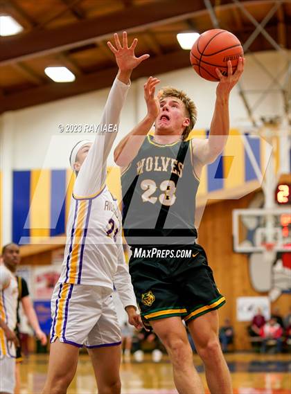 Thumbnail 1 in Archbishop Riordan vs. San Ramon Valley (Gridley Invitational Tournament) photogallery.