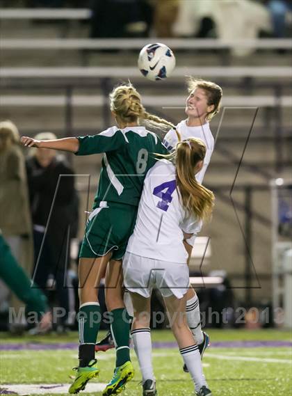 Thumbnail 1 in Skyline vs. Issaquah (WIAA 4A Quaterfinal)  photogallery.