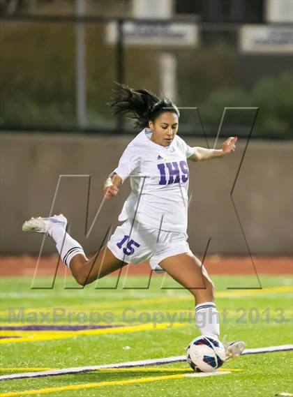 Thumbnail 2 in Skyline vs. Issaquah (WIAA 4A Quaterfinal)  photogallery.