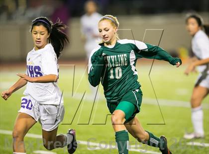 Thumbnail 3 in Skyline vs. Issaquah (WIAA 4A Quaterfinal)  photogallery.